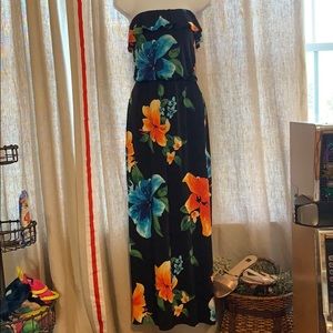 WHBM Size M strapless maxi dress